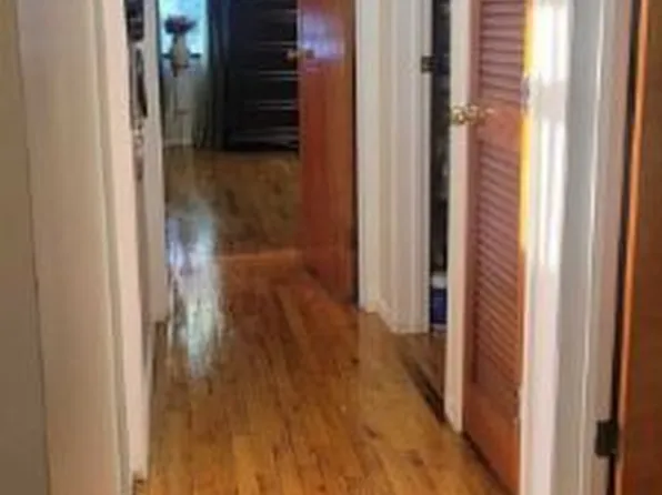 1517 39th Street image 9 of 11