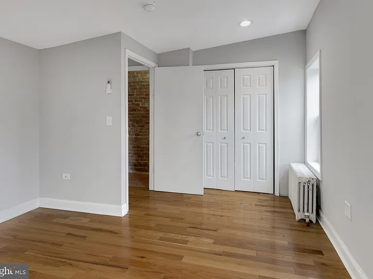 1302 N 19th St #2 — Photo 32