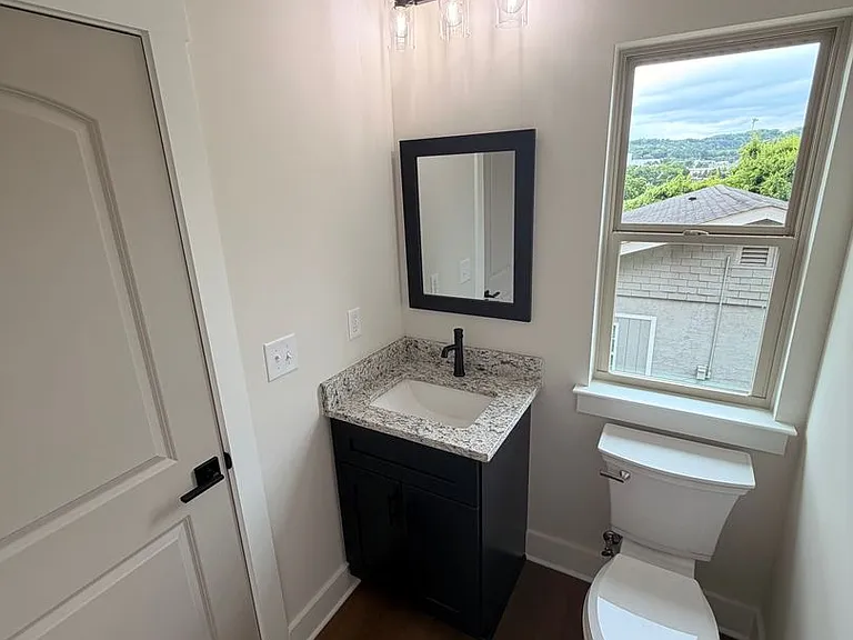 2417 Waverly St NW — Photo 24
