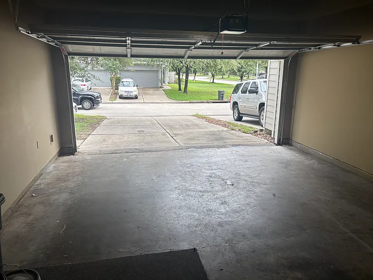 8805 Elm Drake Ln — Photo 3