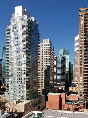 Sold by Sotheby's International Realty | media 11