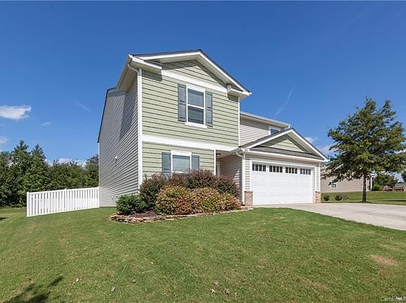 2nd image of 880 Willow Creek Dr