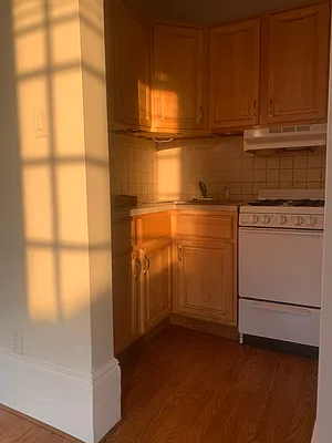 Rented by Longbrook Real Estate Capital LLC | media 6