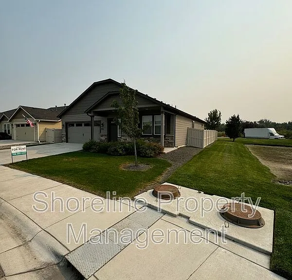 511 Diamond Lake St — Photo 14