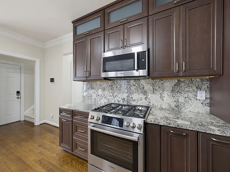 102 Parkside Cir — Photo 20