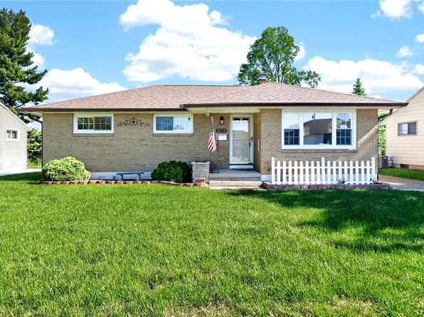 409 Grant St, Fairborn, OH 45324