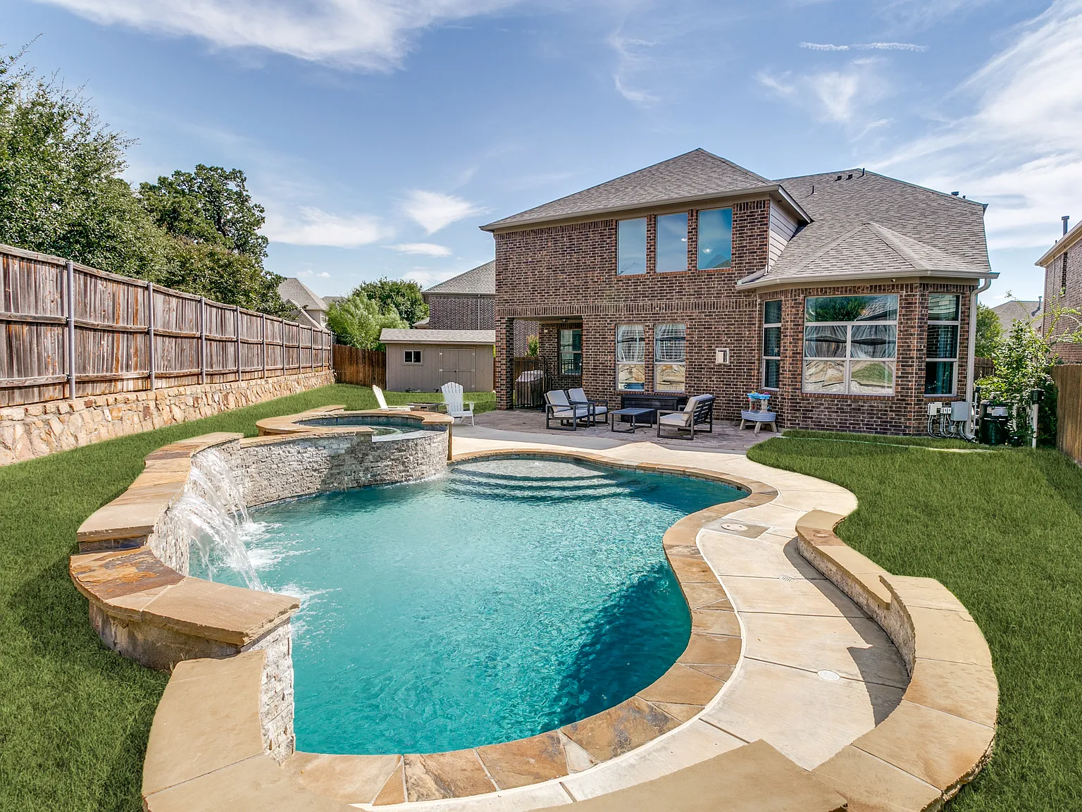 4 bed, 3133 sqft, $4,000 — Photo 1