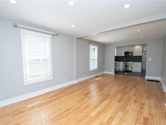 5th image of 1391 Smith St SE
