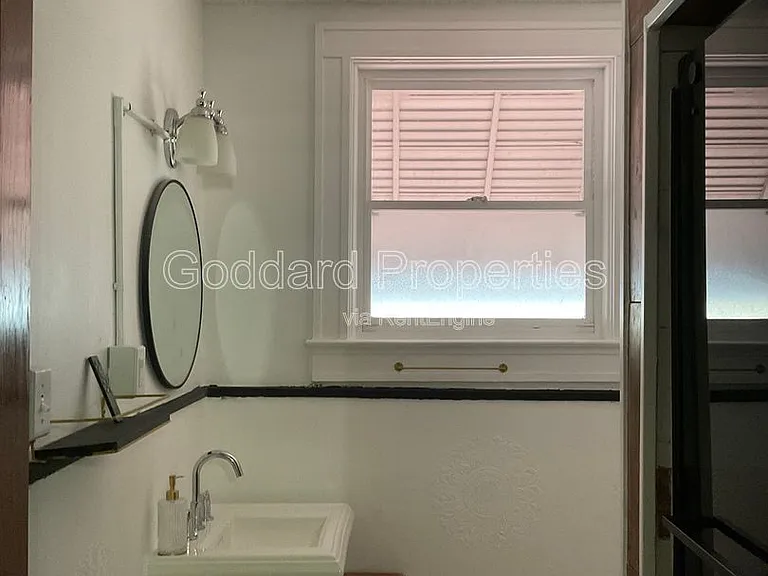 4320 Sheldon Ave — Photo 15