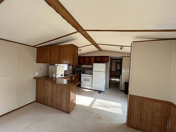 2nd image of 117 Terrys Park Dr