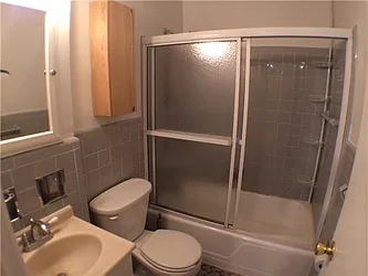 Rented by R New York