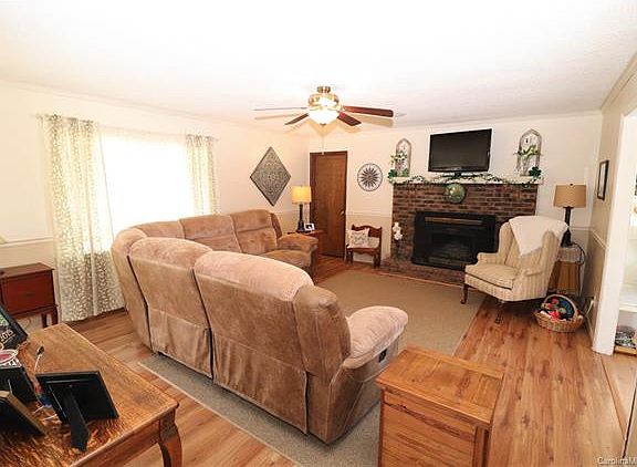 4th image of 4529 Merrywood Ln