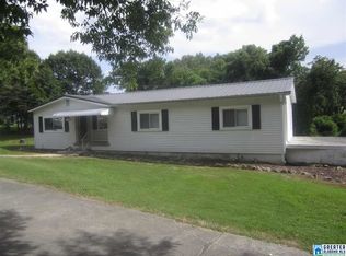 912 Skelton Ave, Gardendale, AL 35071