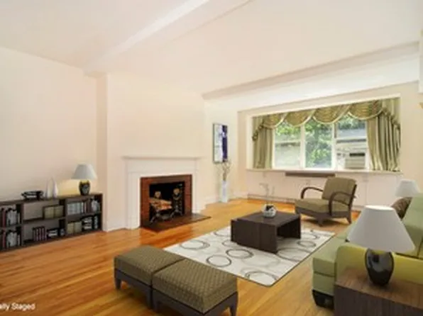 433 East 51st Street image 1 of 10