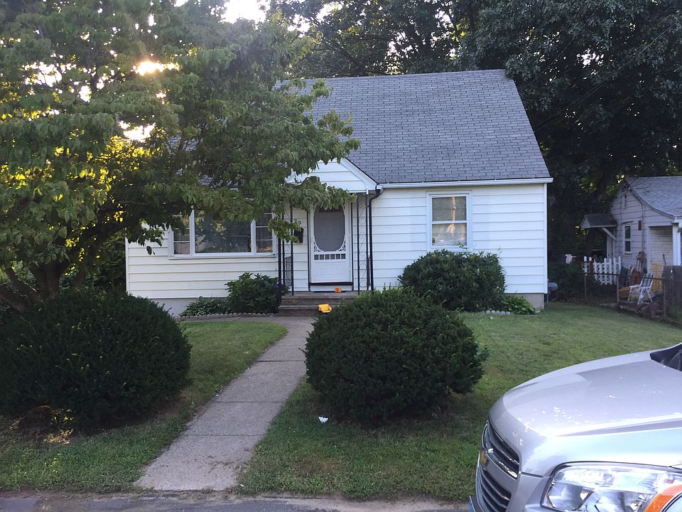 1st image of 29 Glenbrook Ave