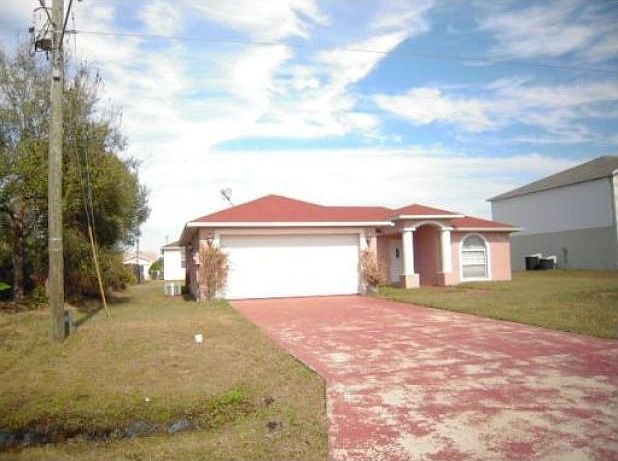 1st image of 705 Gazelle Way