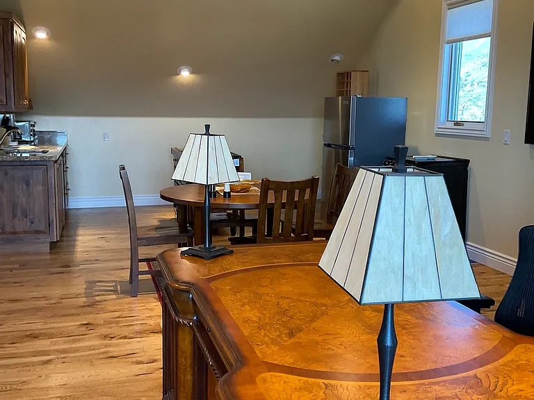 425 Jungfrau Hill Rd — Photo 4