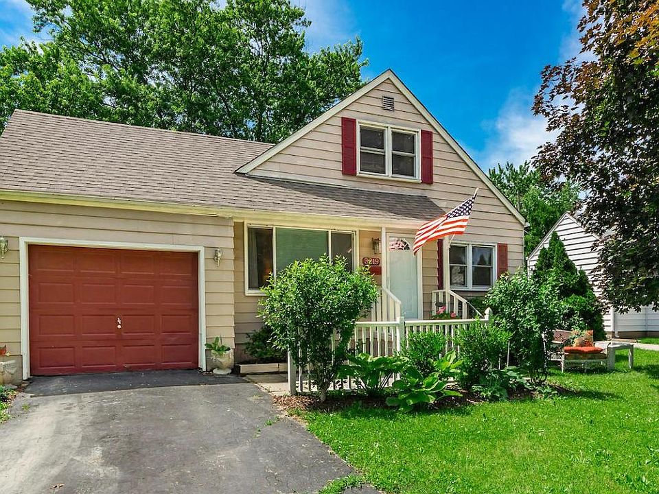 1st image of 3219 Dresden St