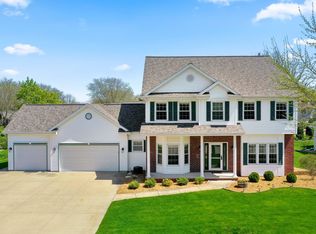 4208 N Windcross Dr, Appleton, WI 54913