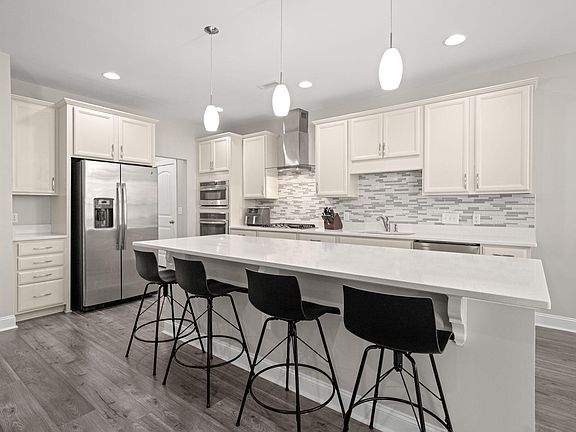 4th image of 307 Acorn Hollow Pl