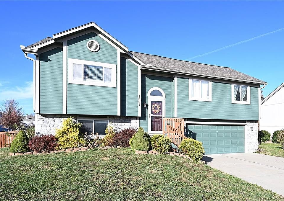 1st image of 1004 Bob White Ln