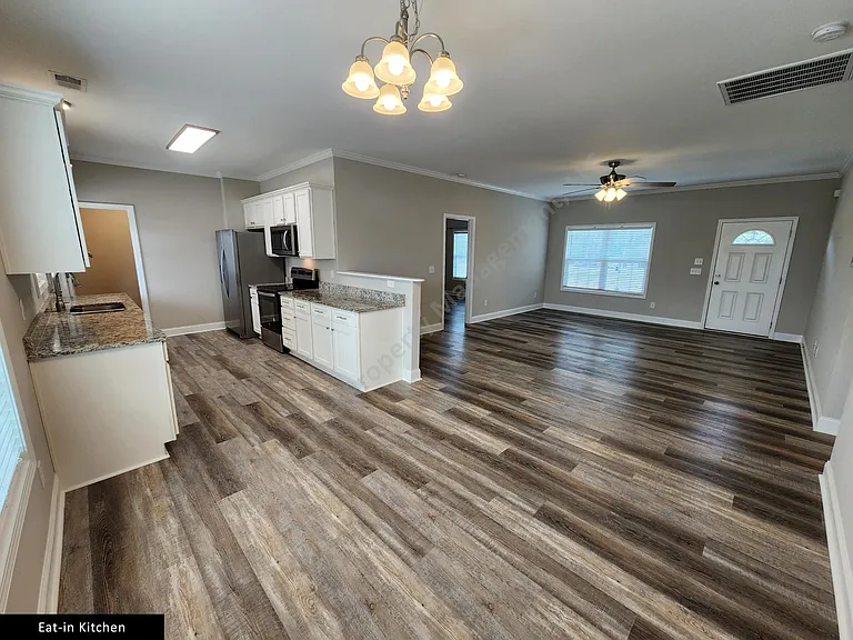2185 Ridgeway Rd — Photo 9