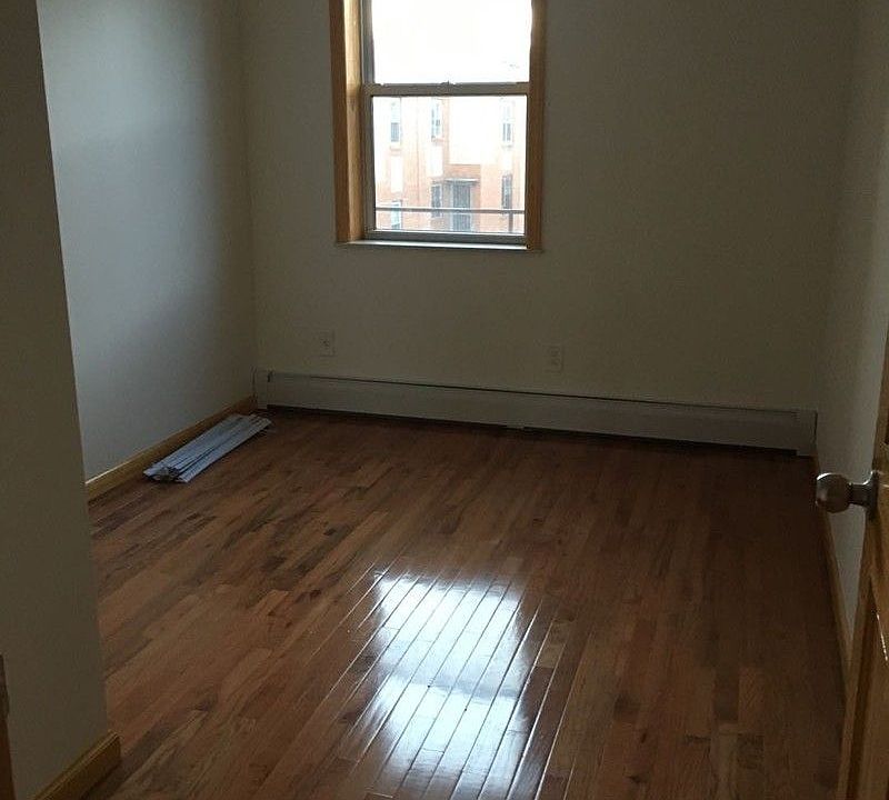 1st image of 7925 Ankener Ave