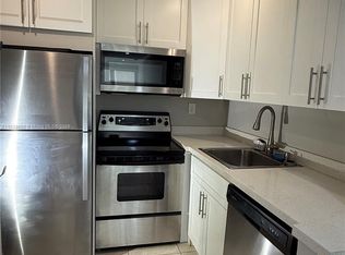 200 177th Dr APT 407, Sunny Isles Beach, FL 33160
