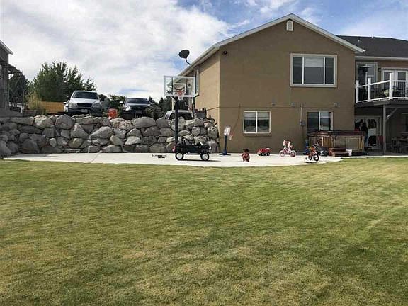 5th image of 5885 Brooke Dr