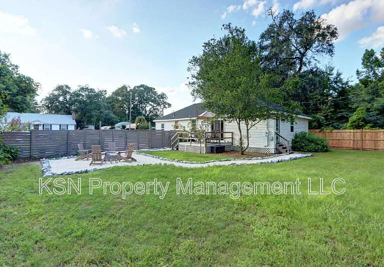1804 Georgia Ave — Photo 36