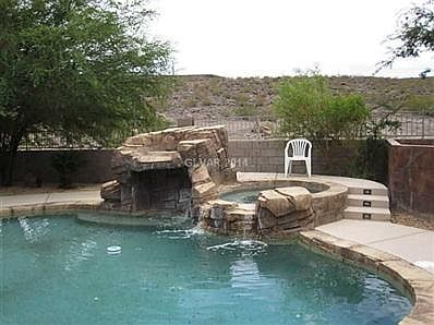 3rd image of 2098 Ponticello Dr