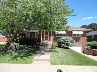 3611 Pacific St, Davenport, IA 52806