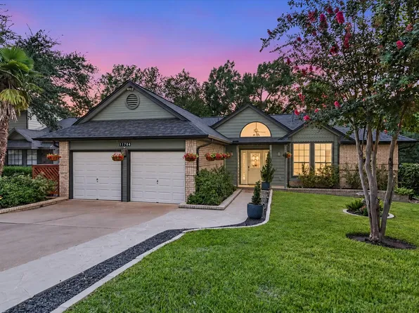 11704 Swearingen Dr, Austin, TX 78758