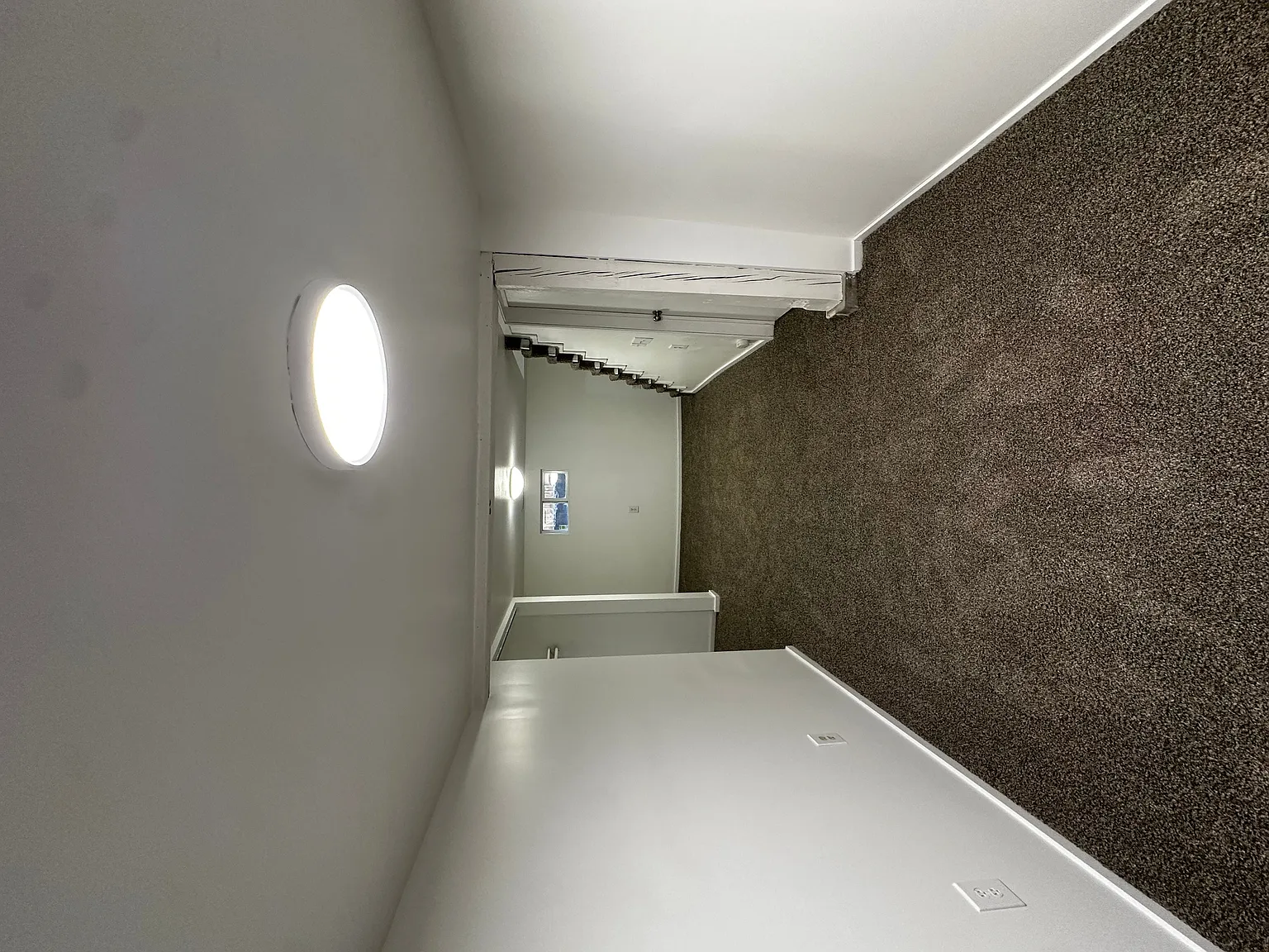 3 bed, 1.5 bath, 820 sqft, $600 — Photo 4