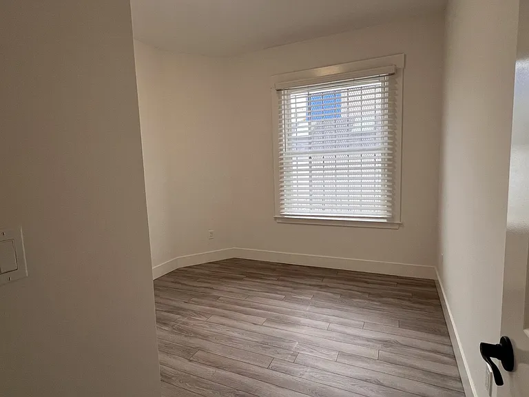 2280 Pine St #204 — Photo 6