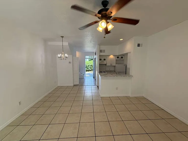 4478 Saint Georges Ct #A — Photo 5