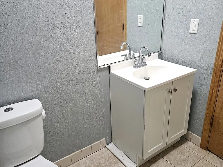 Clean bathroom