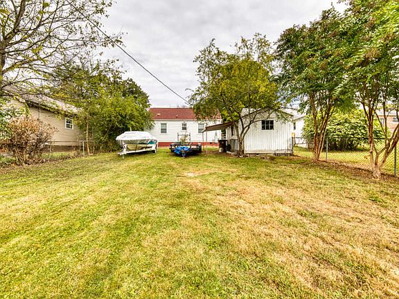 5th image of 2316 Lawson Ave