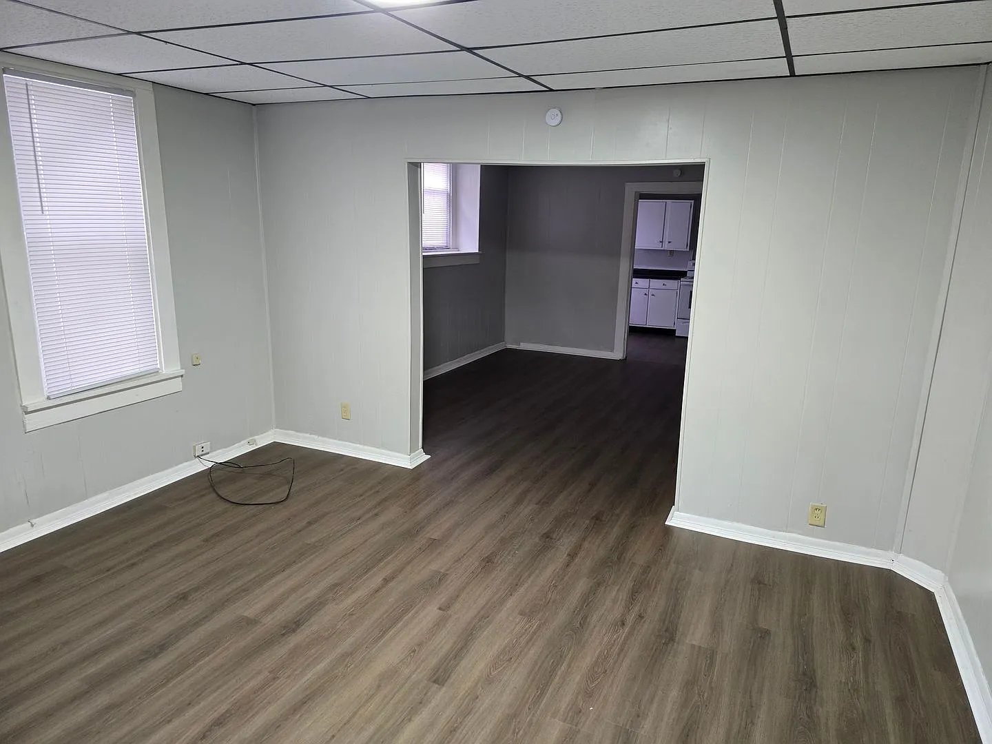 1519 E Washington St: Cozy Studio Style Apartment on Historic Washington Street! Washer Dryer hoo... — Photo 3