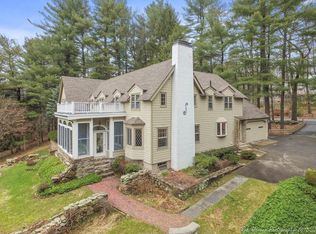 99 Spring Grove Rd, Andover, MA 01810