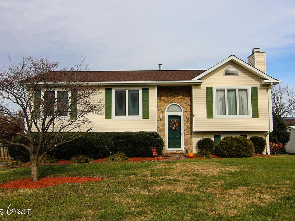 1st image of 3702 Glade Hill Cir