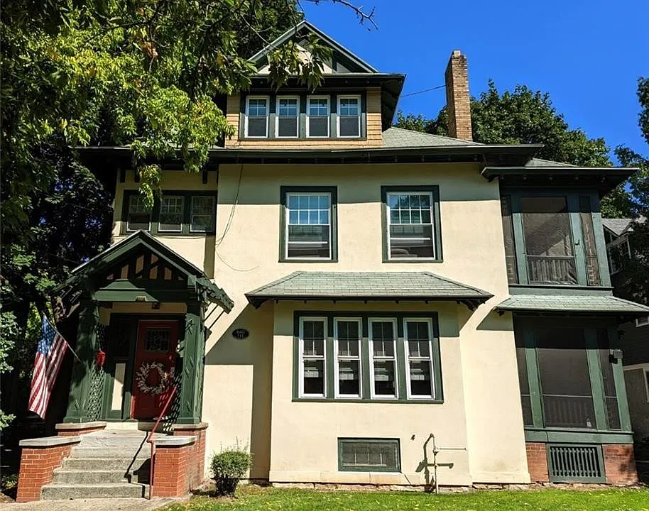 141 Beverly Rd #2