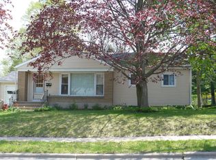 533 Hilltop Dr, Madison, WI 53711