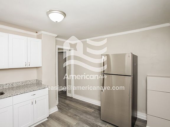 1700_005_wm_-_dining_room_12891301.jpg