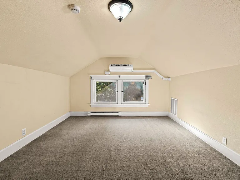 206 W Waverly Pl — Photo 25