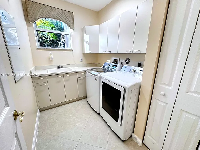 5028 SW 170th Ave — Photo 30