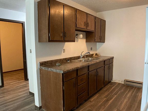 5th image of 2339 S 17th St #22