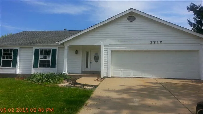 2712 Chapel View Dr photo 1
