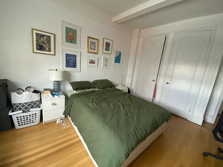 110 W 96th St #8C — Photo 4