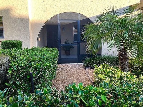 Entrance has tropical flair!